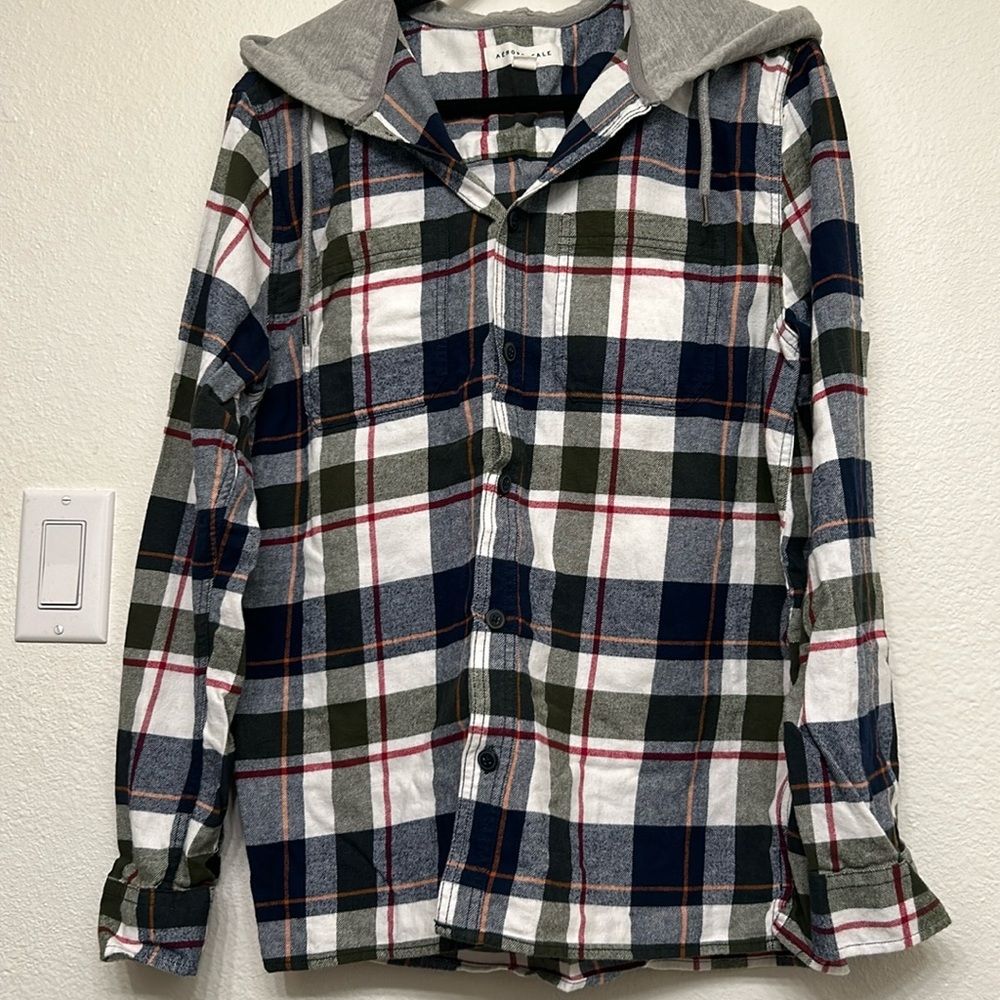Aeropostale Men's Long Sleeve Hooded Flannel Button-Down Shirt size S